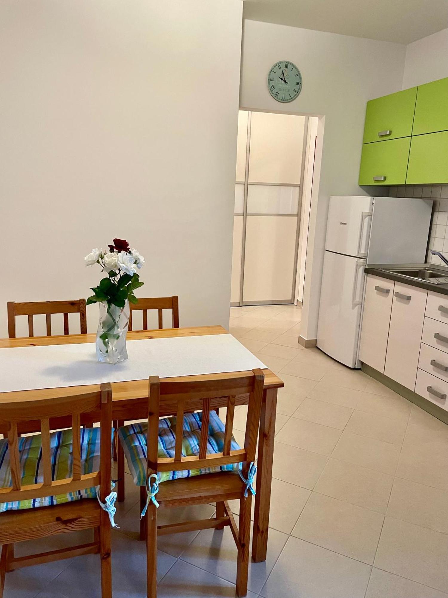 Aurelia Apartment Makarska Exterior photo